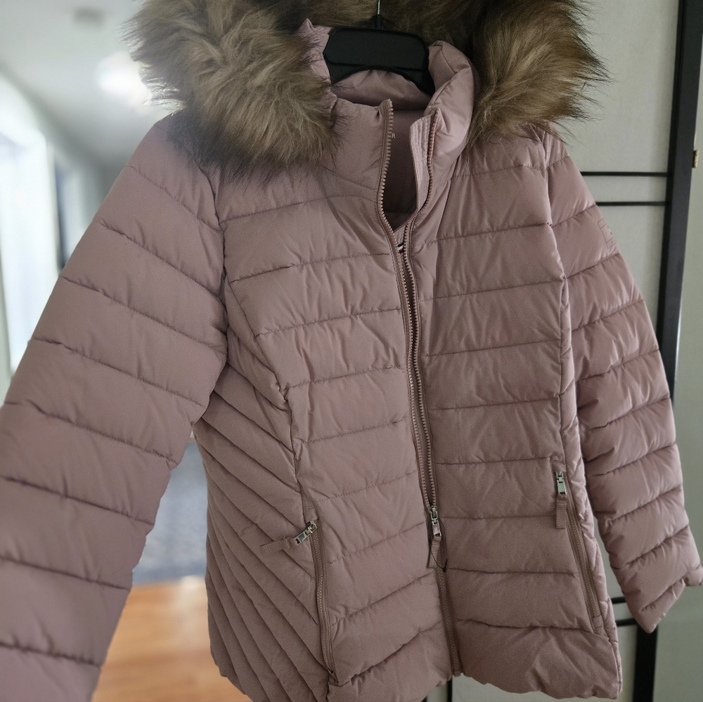 Women's Pink Puffer Jacket with Faux Fur Hood - Picture 4 of 10